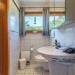 Vakantiehuis Luett Hus - Zeltdachhaus In Strandnaehe