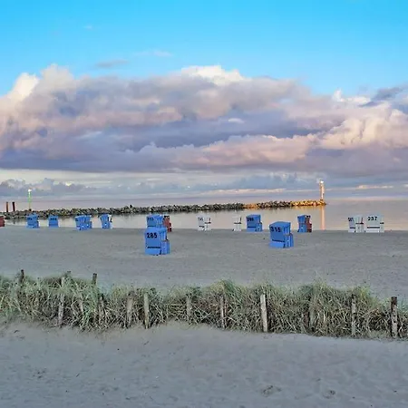 Feriehus Luett Hus - Zeltdachhaus In Strandnaehe