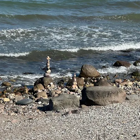 Ferienhaus Lütt Hus - Zeltdachhaus In Strandnähe *