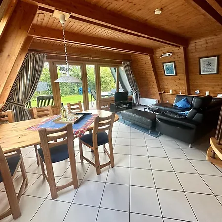 Luett Hus - Zeltdachhaus In Strandnaehe Semesterbostad